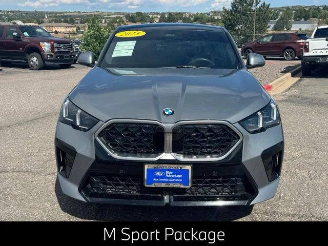 Used 2025 Gray BMW xDrive28i image 10