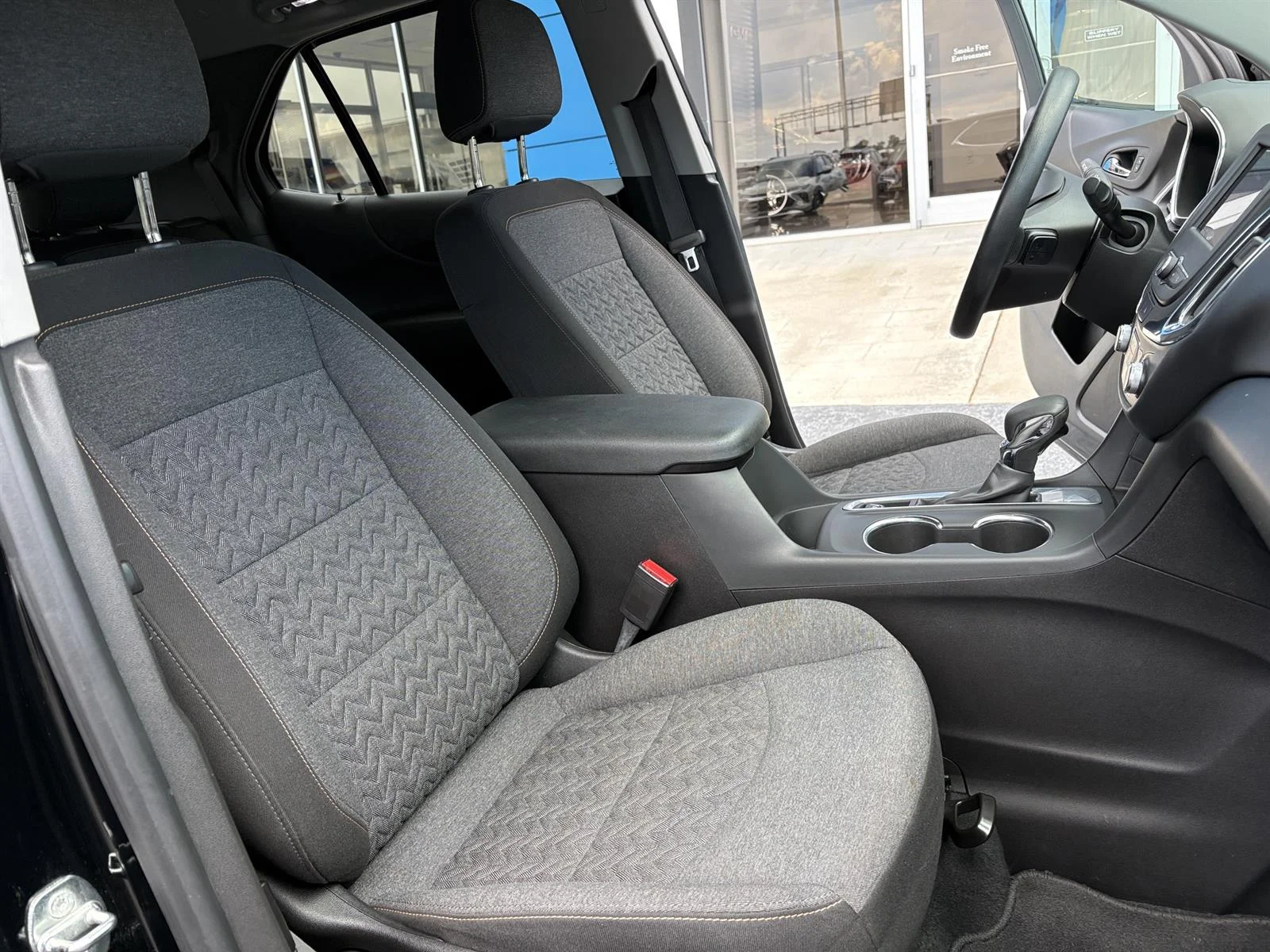 Used 2022 Mosaic Black Metallic Chevrolet LT image 31