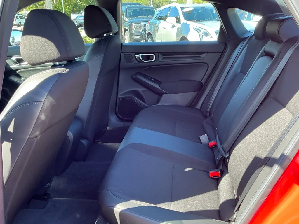 Used 2025  Honda Sport image 26