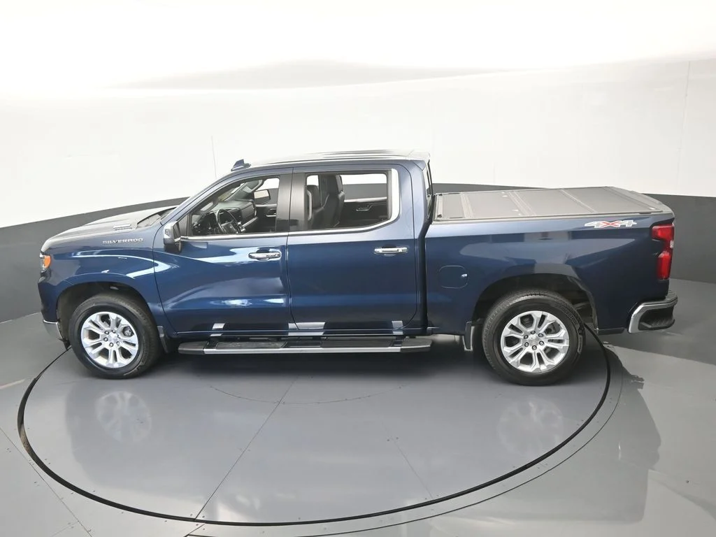 Used 2022 Northsky Blue Metallic Chevrolet LTZ image 54