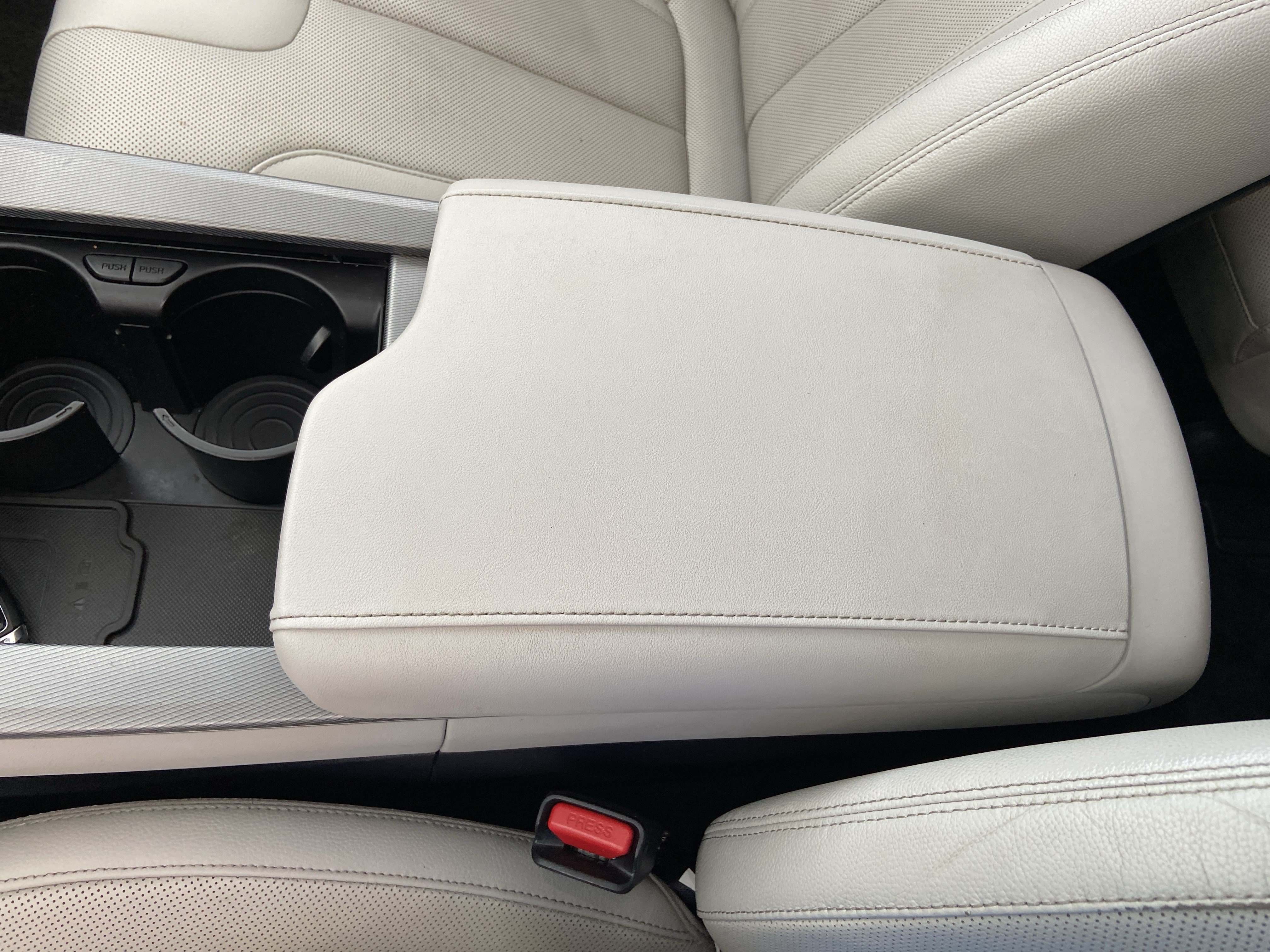 Used 2020 Hyper White Hyundai SEL image 43