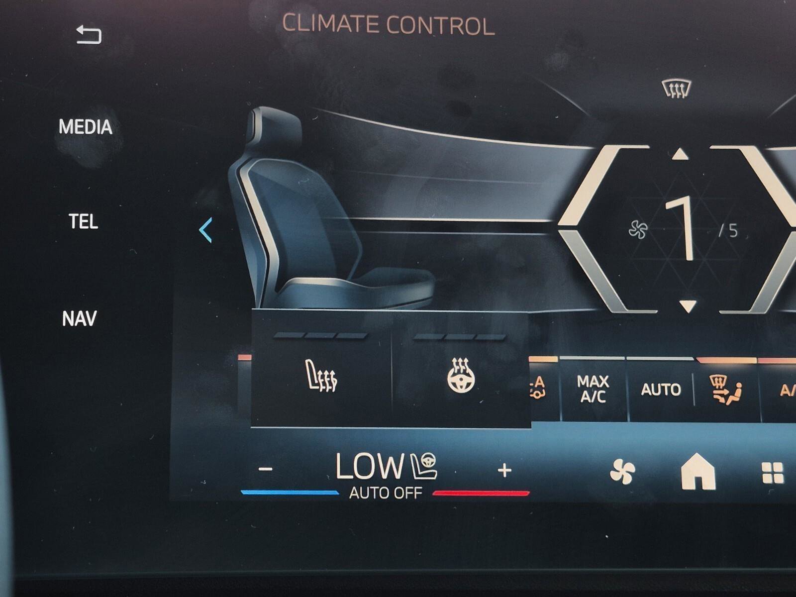 2025 BMW X1 28i - Photo 20