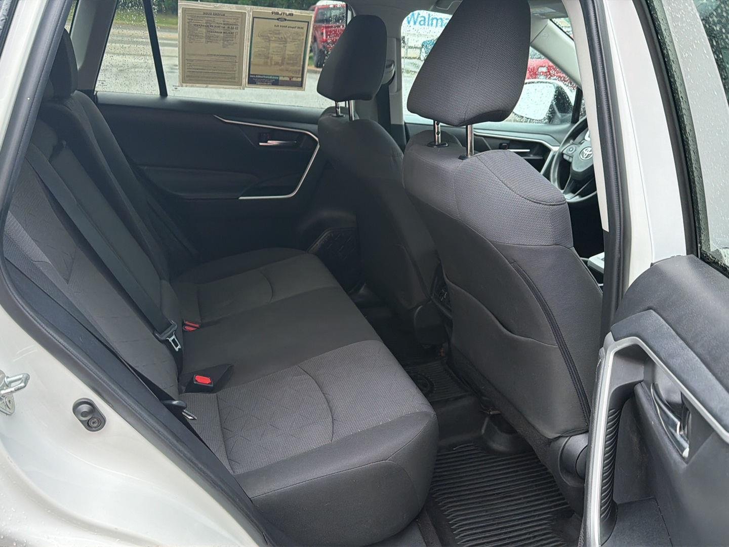 Used 2020 Super White Toyota XLE image 11