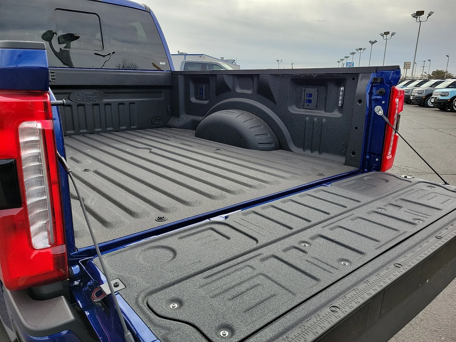 New 2026 Argon Blue Metallic Ford F-250&reg; Lariat&reg; image 8