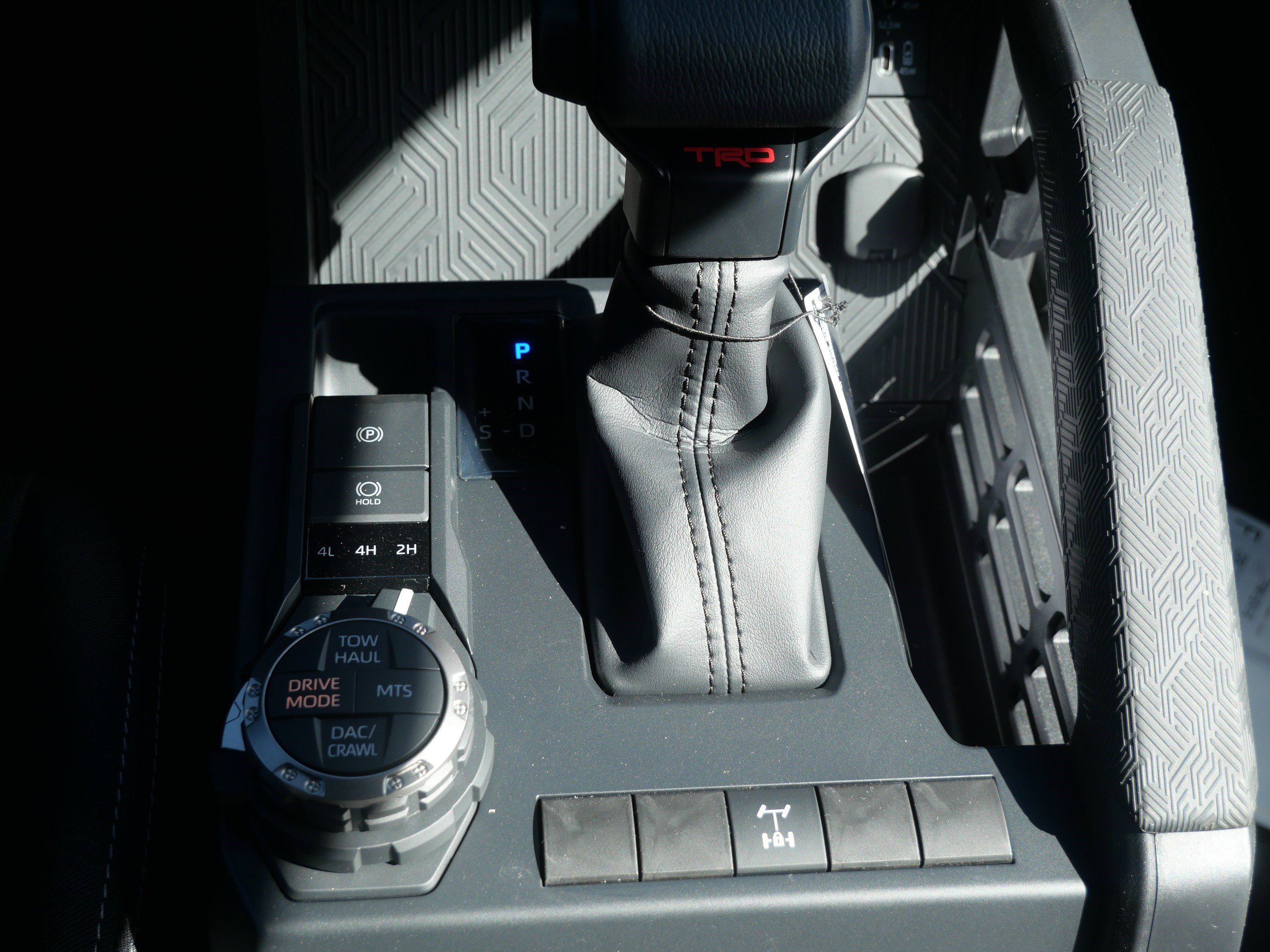 2026 Toyota Tacoma TRD Off Road - Photo 9