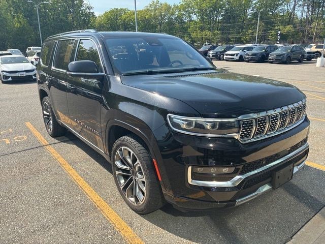 2022 Jeep Grand Wagoneer Series III 4WD's photo
