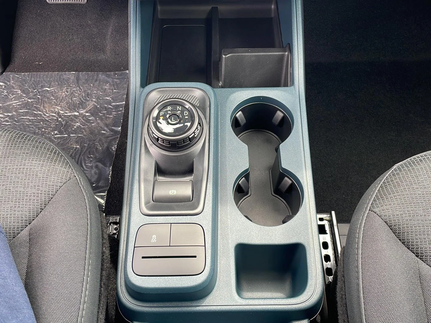 New 2026 Carbonized Gray Metallic Ford XL image 18