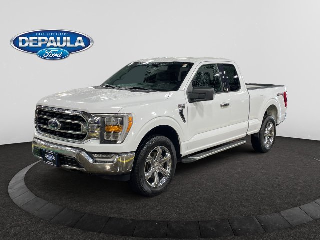Used 2022 White Ford XLT image 1