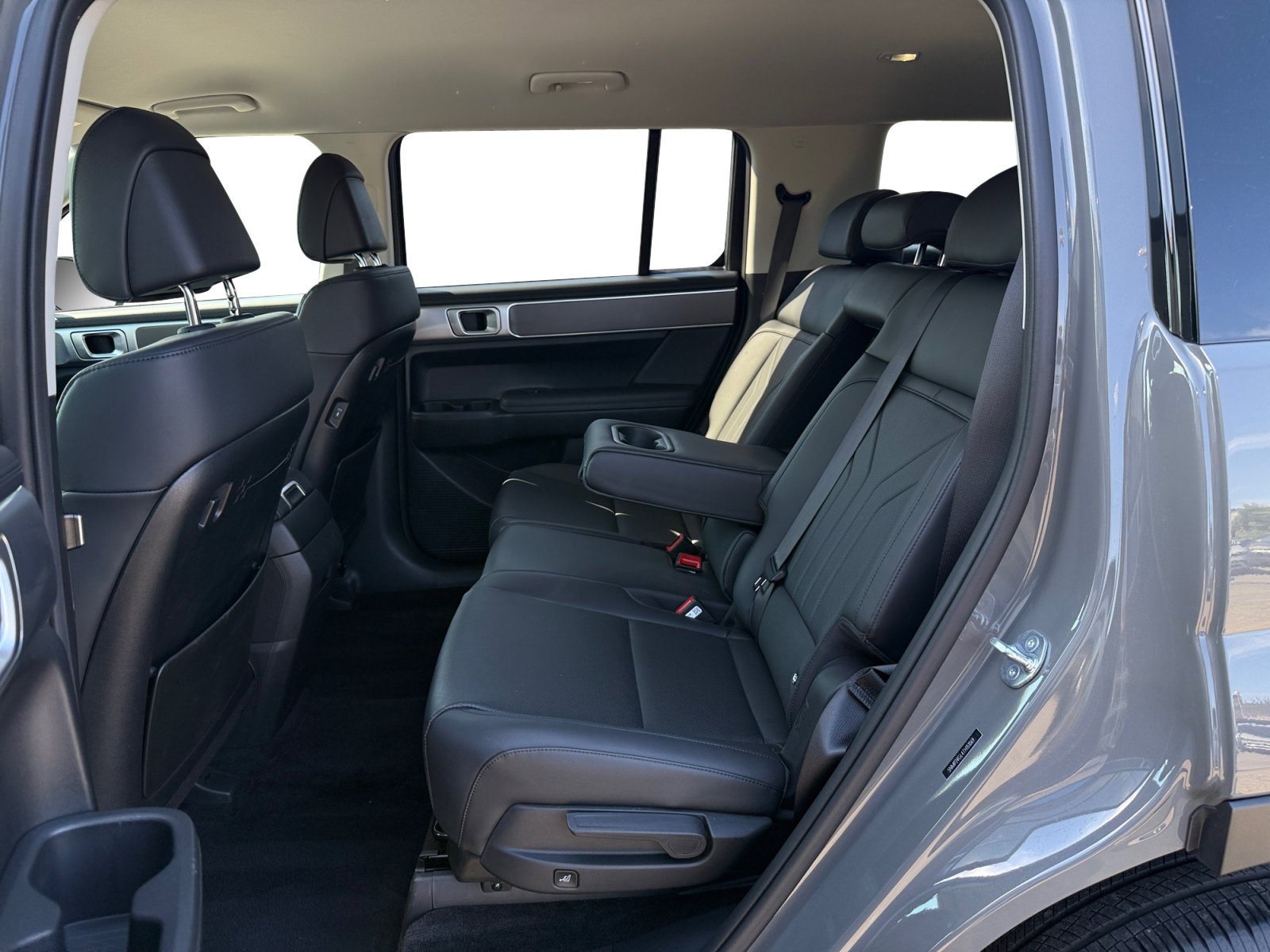 Used 2026 Hampton Gray Hyundai SEL image 16