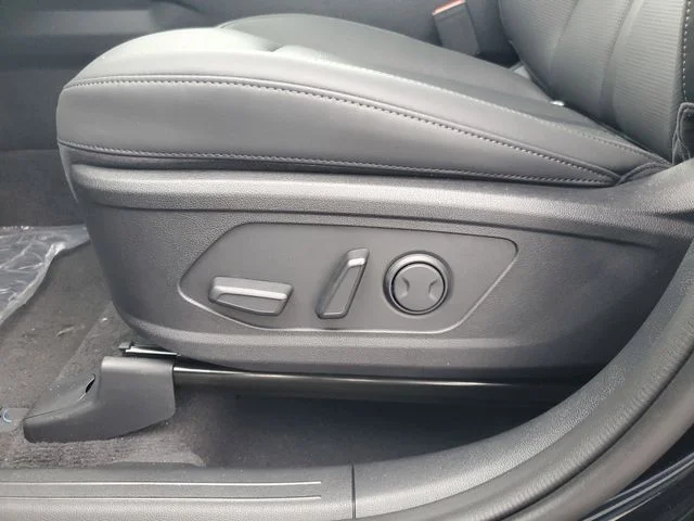 New 2026 Ebony Black Kia S image 15