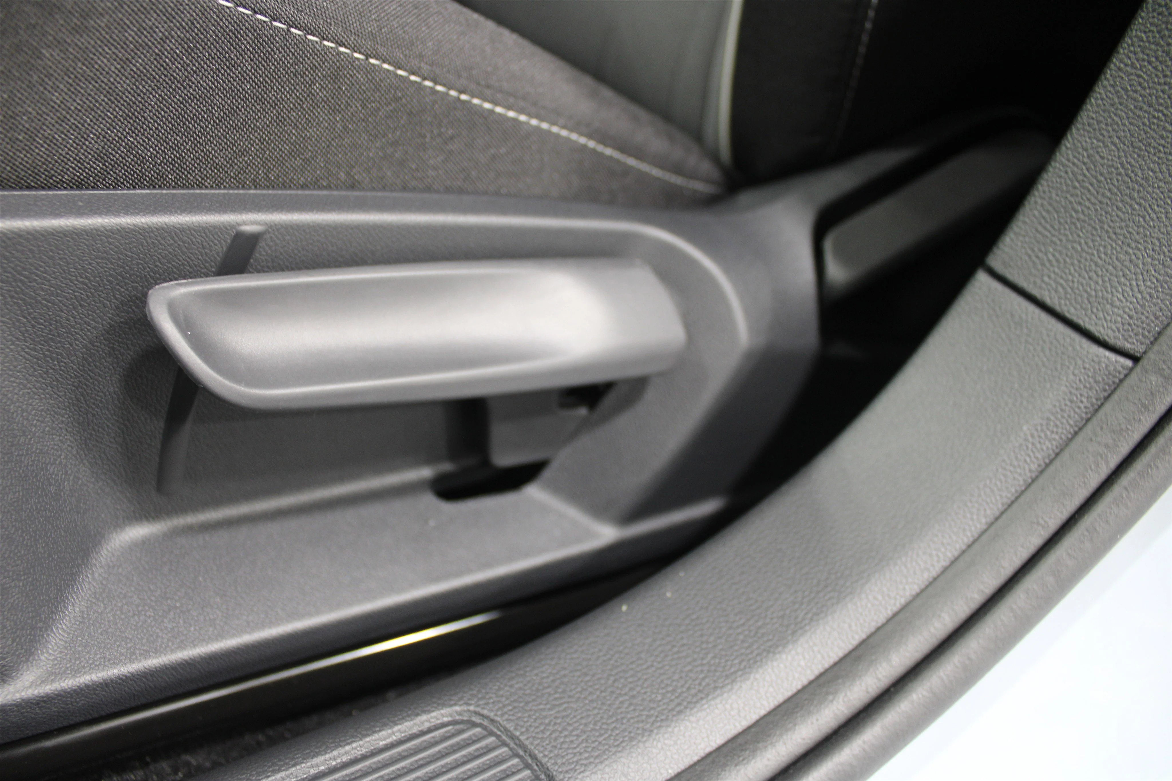 New 2026 Monument Gray Volkswagen Sport image 4