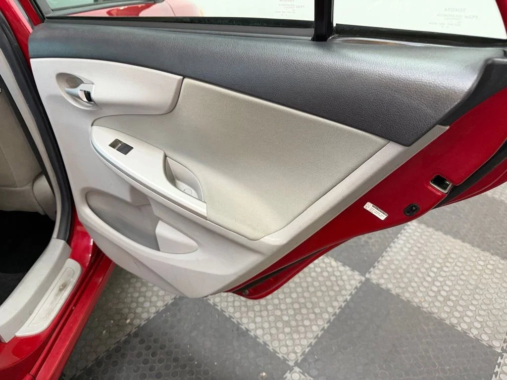 Used 2012 Barcelona Red Metallic Toyota LE image 39