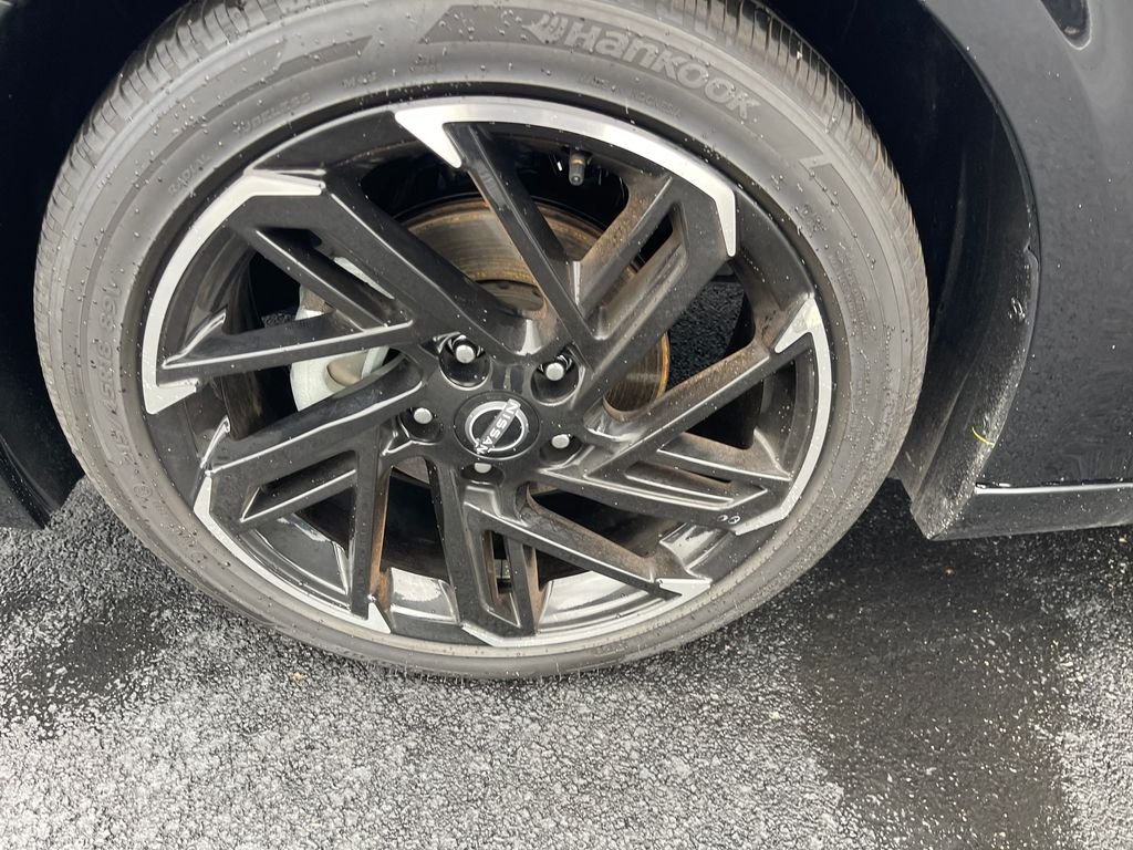 Certified Used 2026 Black Nissan SR image 10