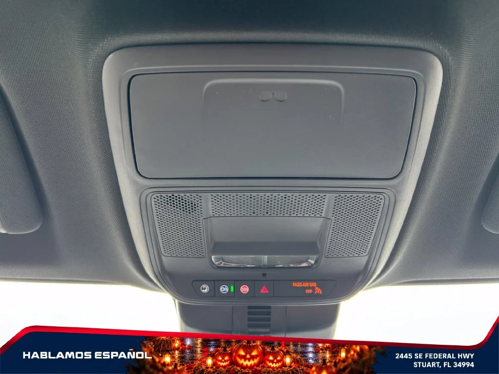 New 2026 Summit White GMC Elevation image 27