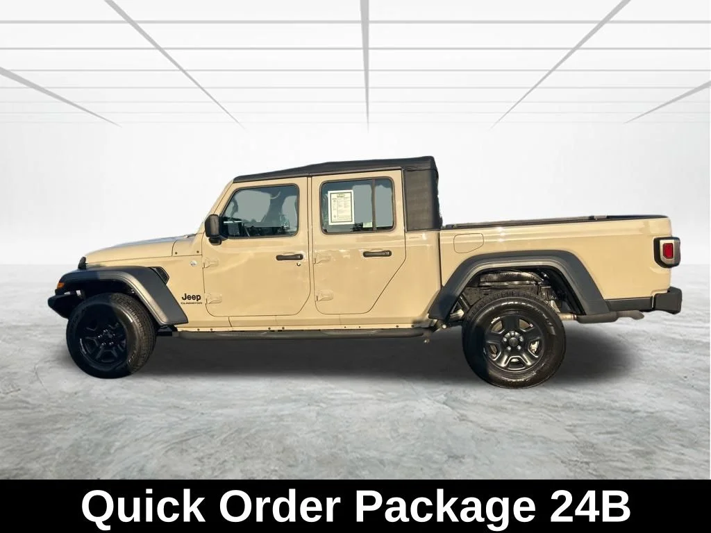 Used 2020 Beige Jeep Sport image 8