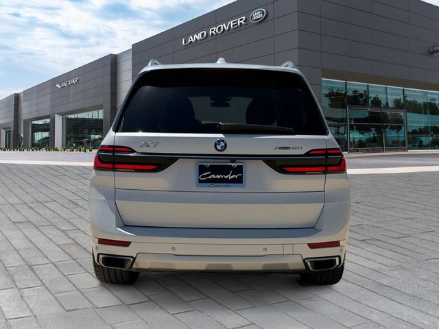 Used 2023 White BMW xDrive40i image 4