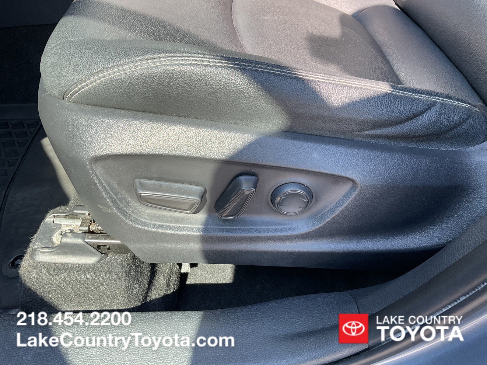 Used 2023 Blue Toyota XLE image 20