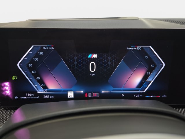Used 2023 Black BMW M60i image 19