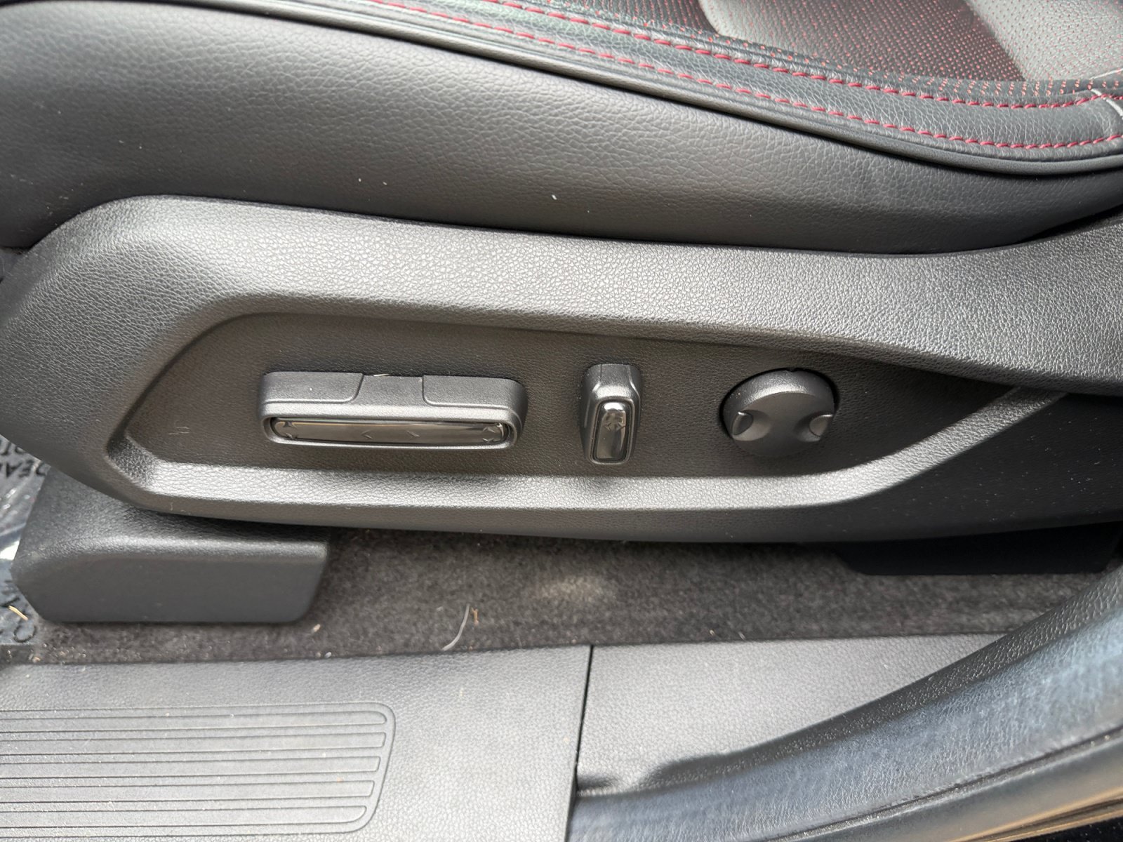 2025 Honda Pilot Black Edition - Photo 9