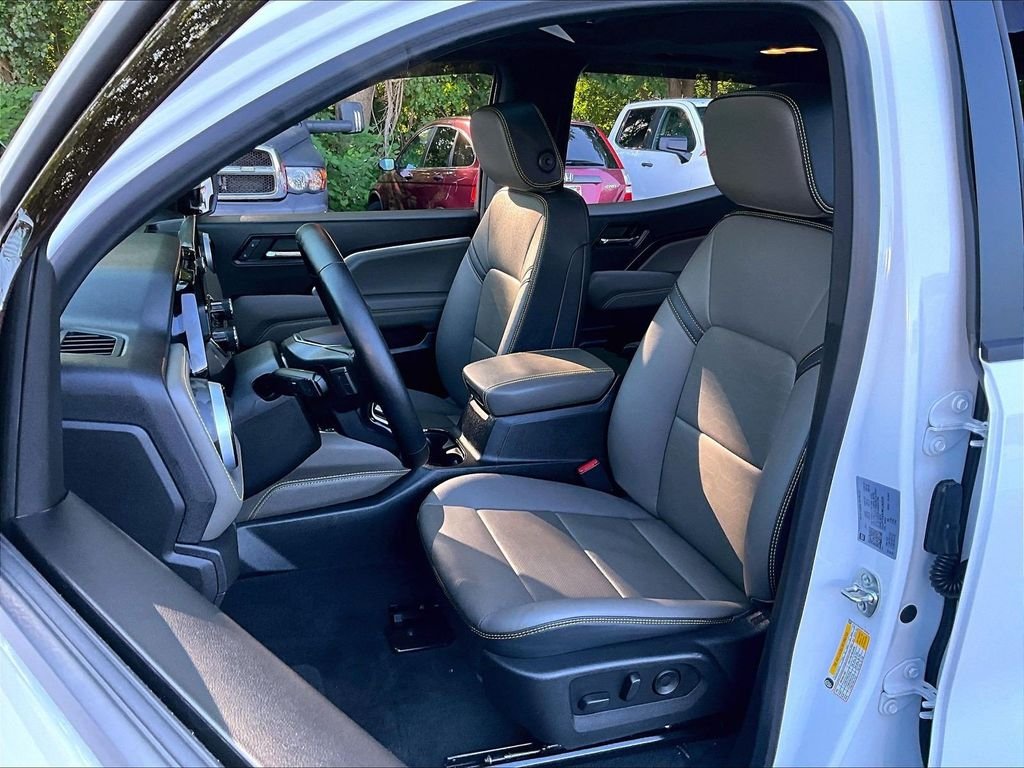 Used 2024 White Chevrolet ZR2 image 10