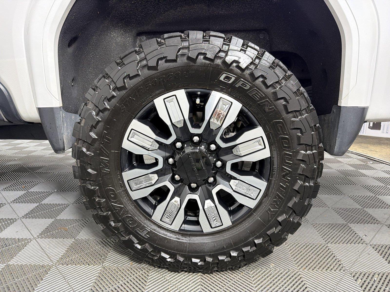 Certified Used 2024 White Frost Tricoat GMC Denali image 17