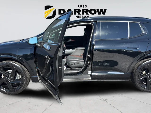 Used 2024 Black Chevrolet RS image 40