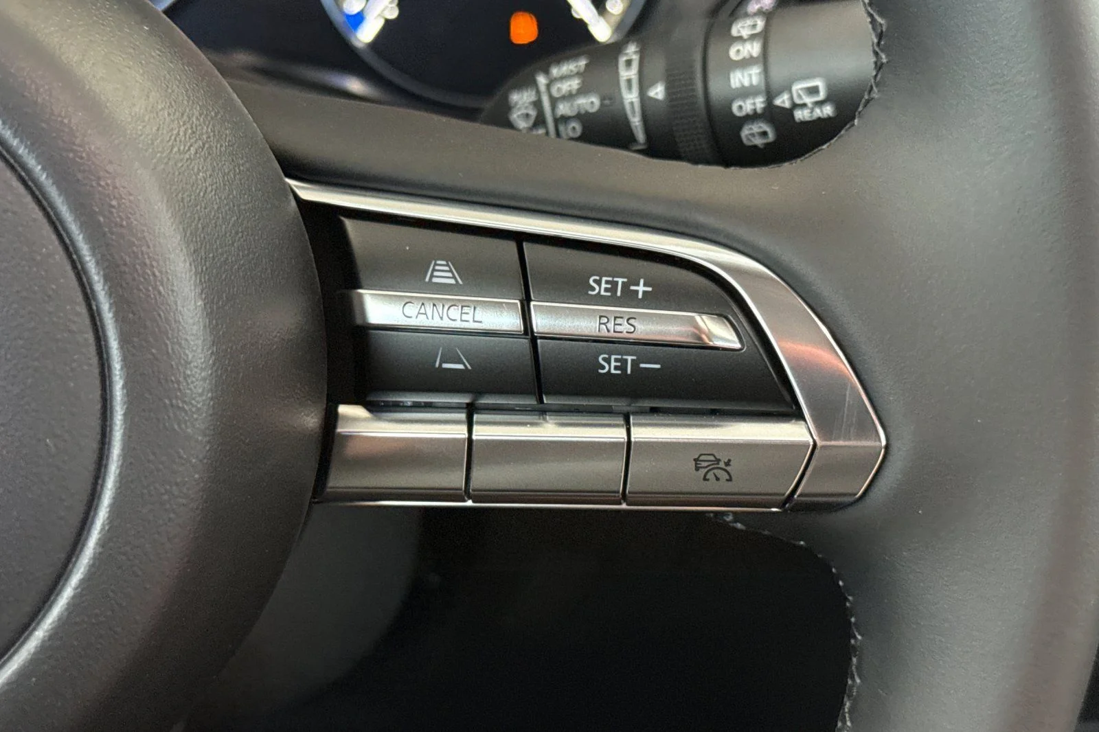 New 2026 Zircon Sand Metallic Mazda 2.5 S Meridian Edition AWD image 27