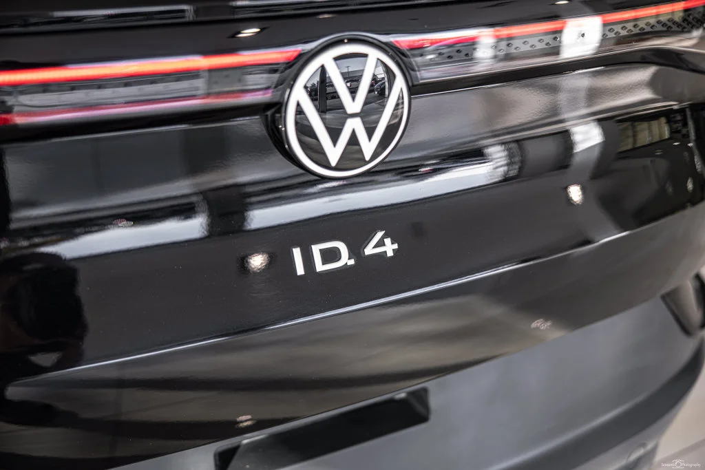 Used 2021 Black Volkswagen Pro S image 15