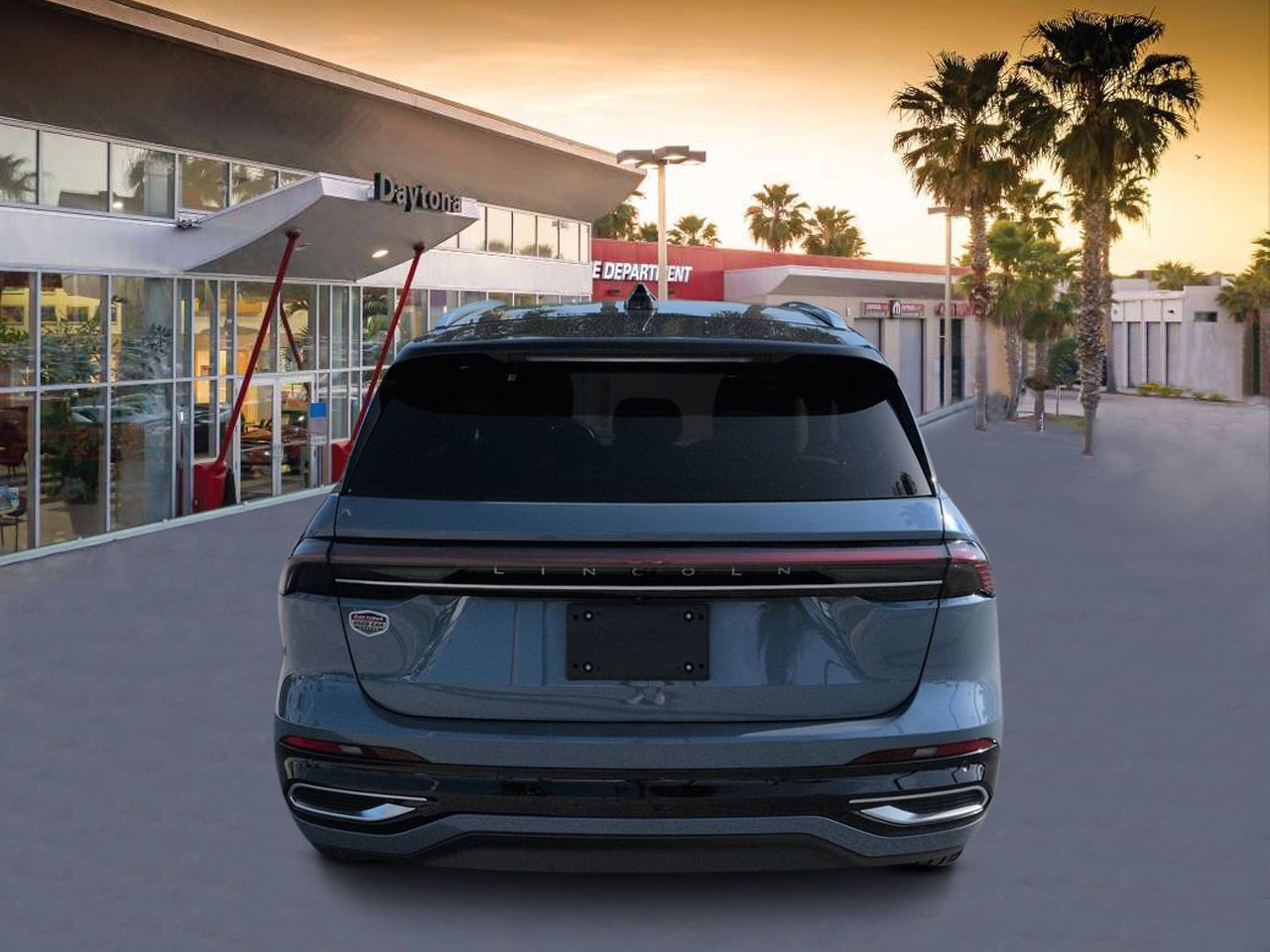 Used 2025 Blue Metallic Lincoln Reserve image 4