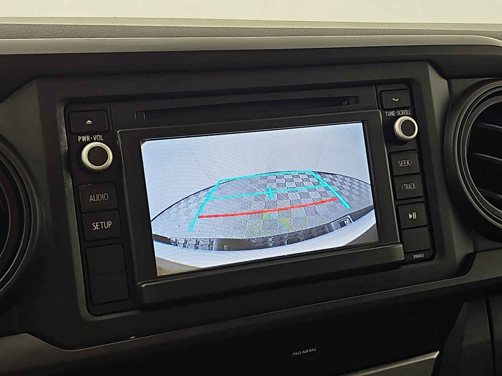 Used 2019 White Toyota SR image 19