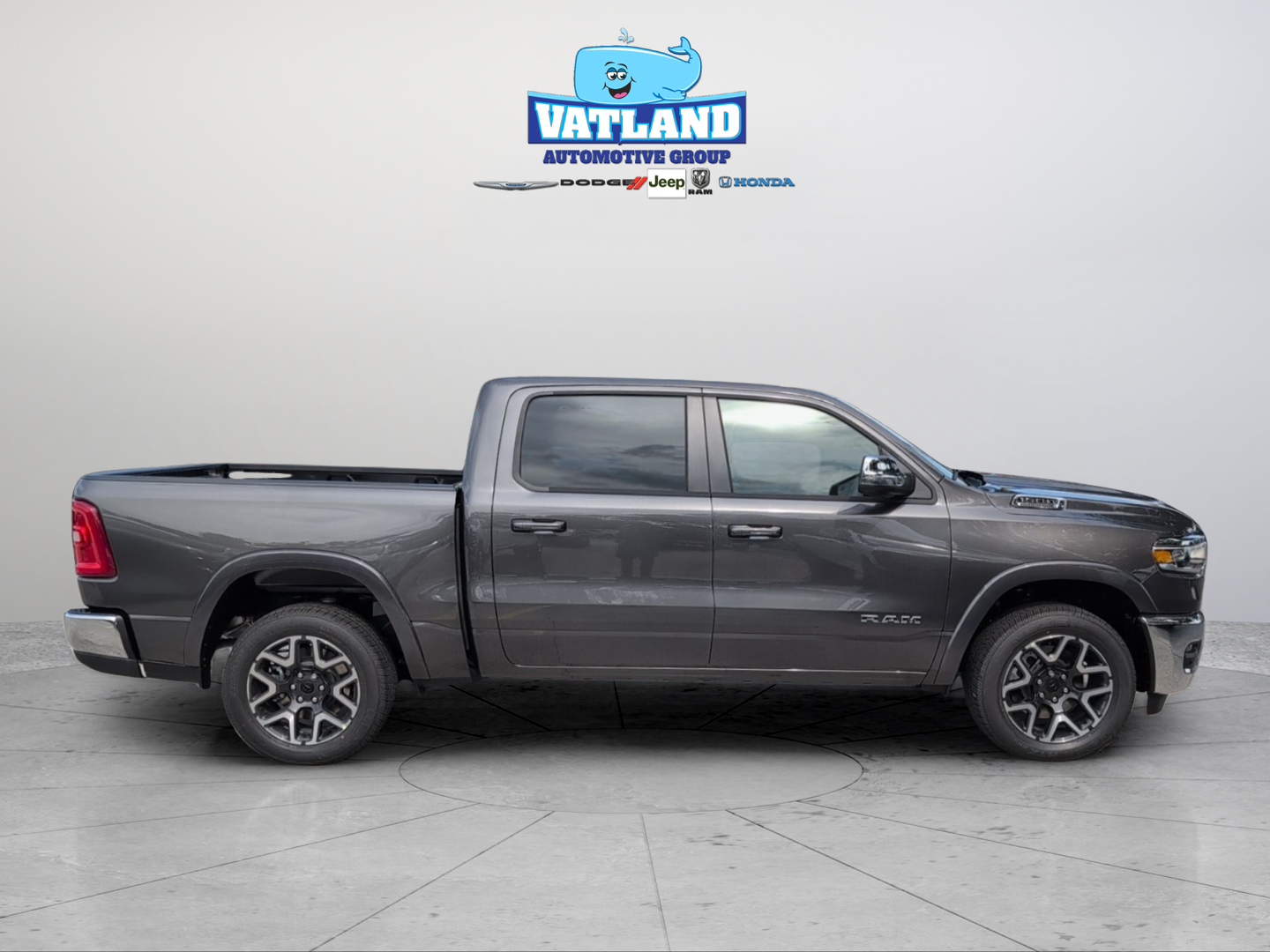 New 2026 Granite Crystal Metallic Clear-Coat Exterior Paint RAM Laramie image 5