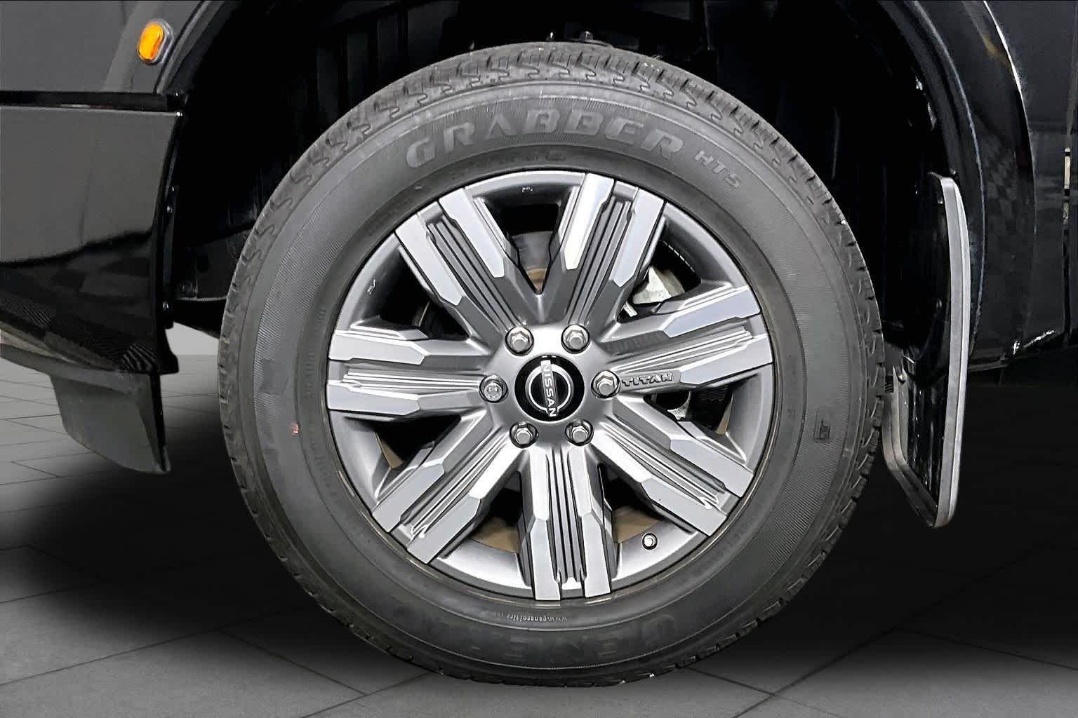 Used 2024 Super Black Nissan Platinum Reserve image 11