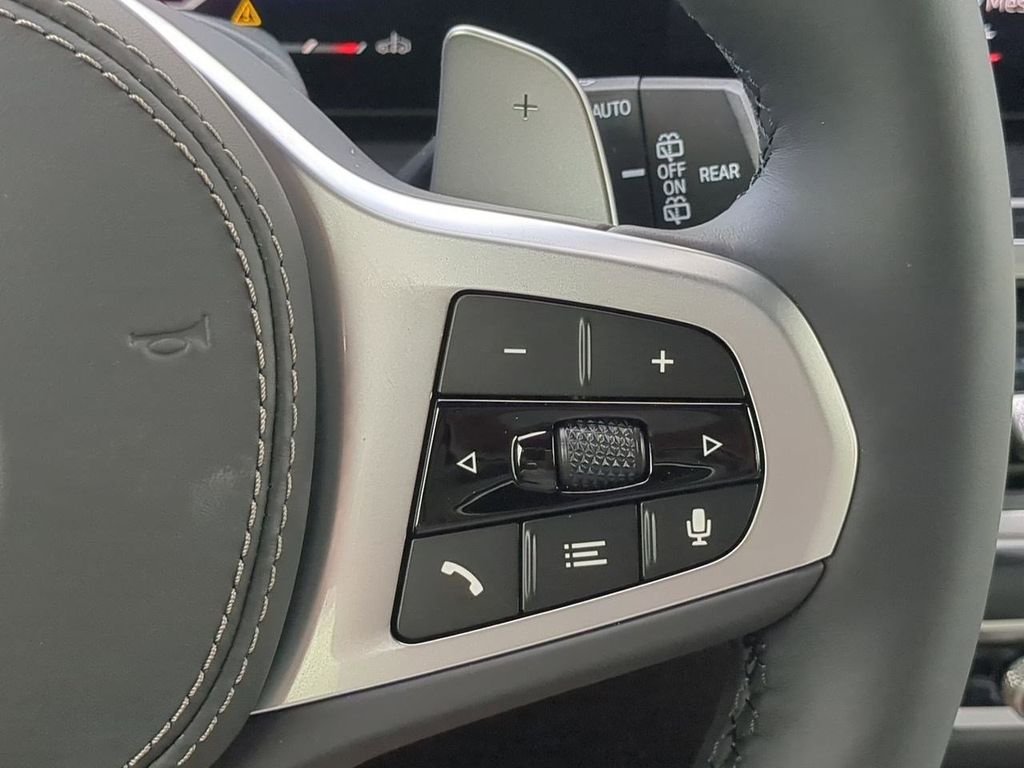 New 2026 Alpine White BMW xDrive40i image 27