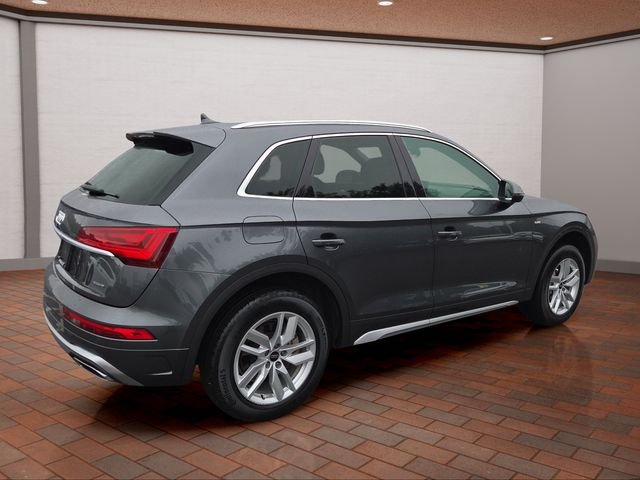 Used 2023 Daytona Gray Pearl Audi 45 S line Premium image 3