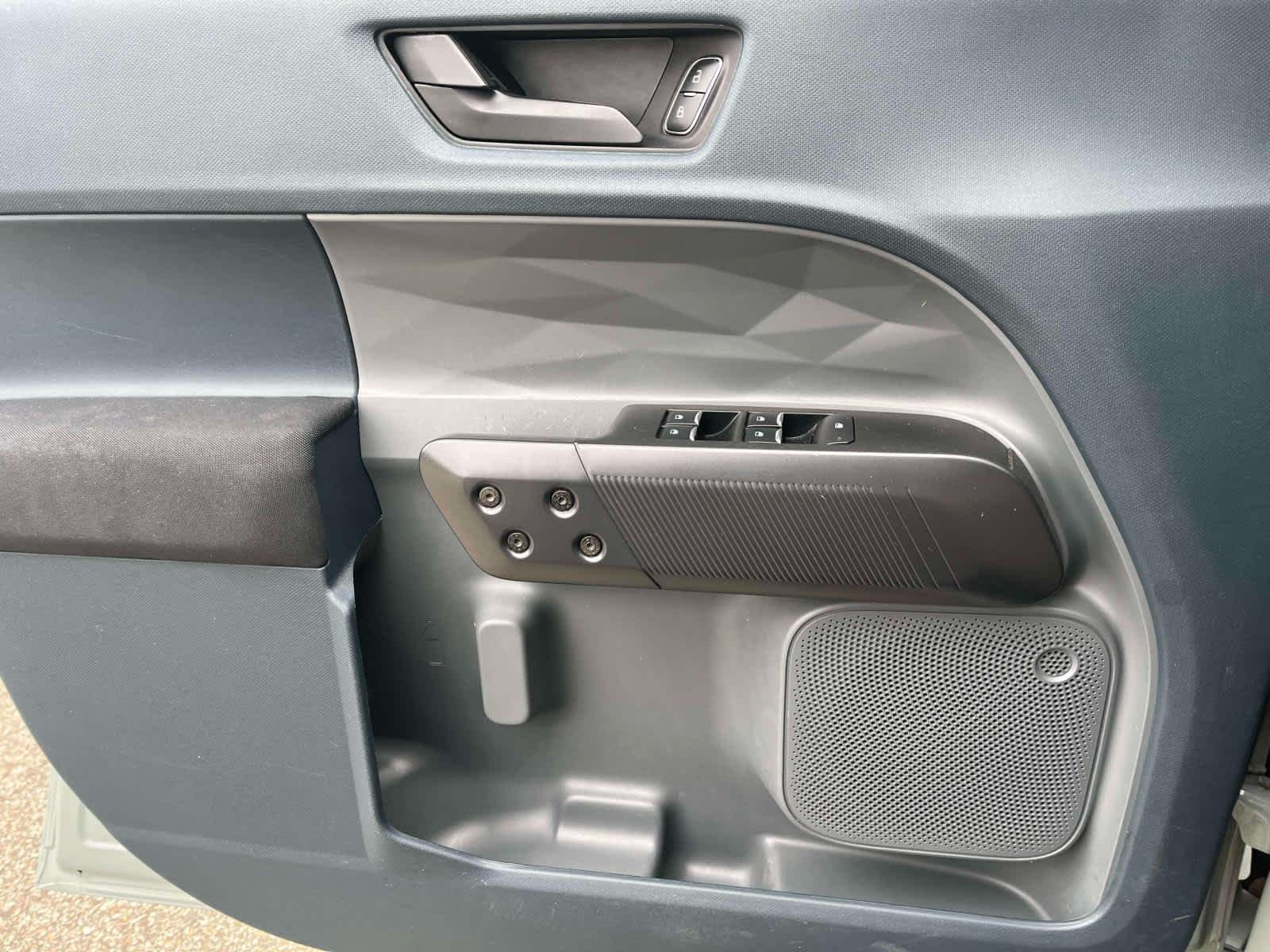 Used 2024 Cactus Gray Ford XL image 30