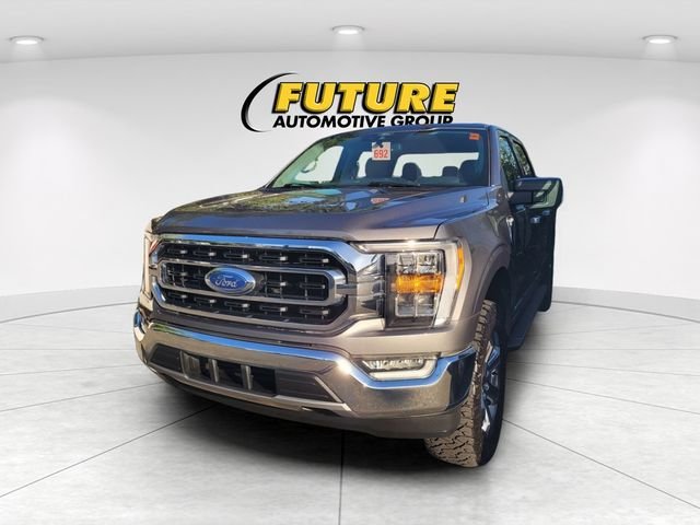 Used 2021 Gray Ford XLT image 3