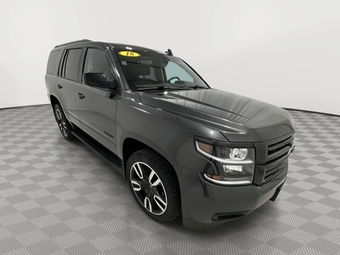 Used 2018 TUNGSTEN METALLIC Chevrolet Premier image 7