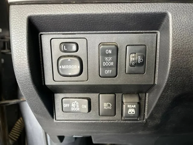 Used 2020 Magnetic Gray Metallic Toyota SR5 image 54
