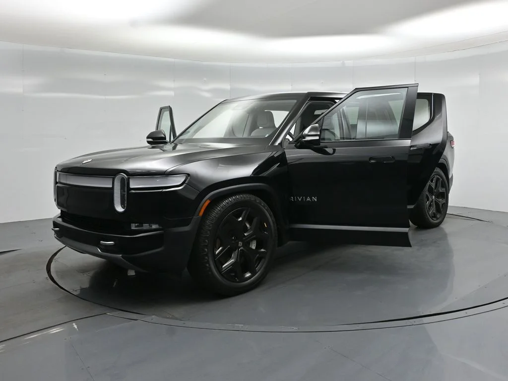 Certified Used 2023  Rivian Adventure image 23