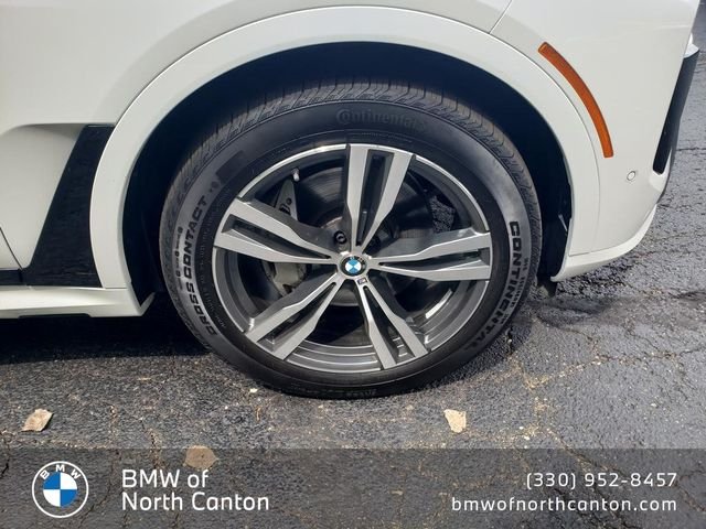 Used 2026 Alpine White BMW xDrive40i image 27