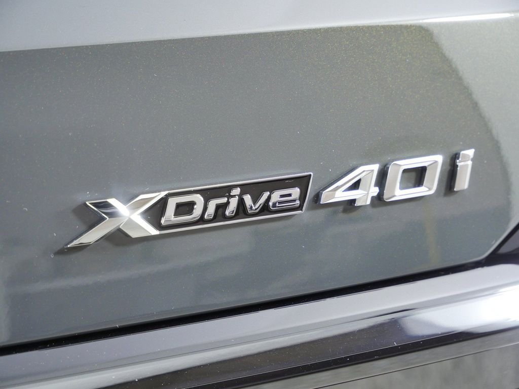 New 2027 Dravit Grey Metallic BMW xDrive40i image 12