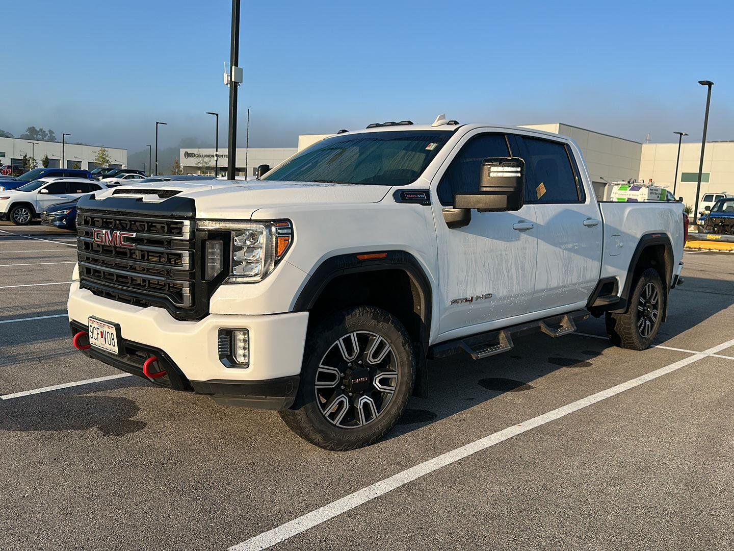 Used 2022 Summit White GMC AT4 image 2