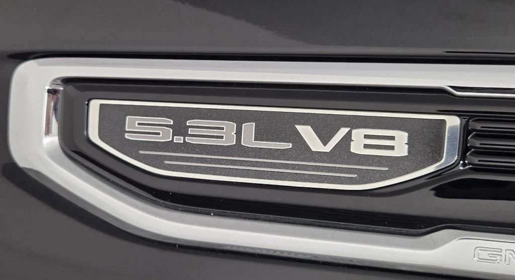 Used 2024 Onyx Black GMC Denali image 9