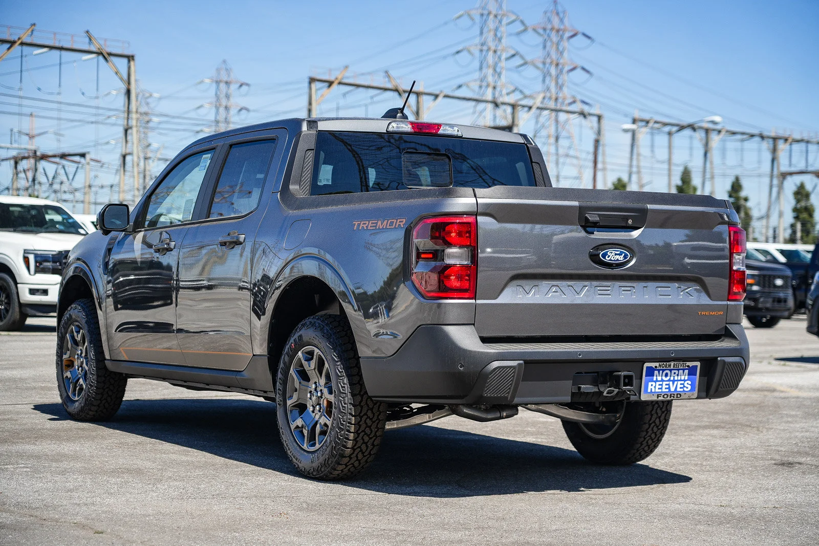 New 2026 Carbonized Gray Metallic Ford Tremor® image 8