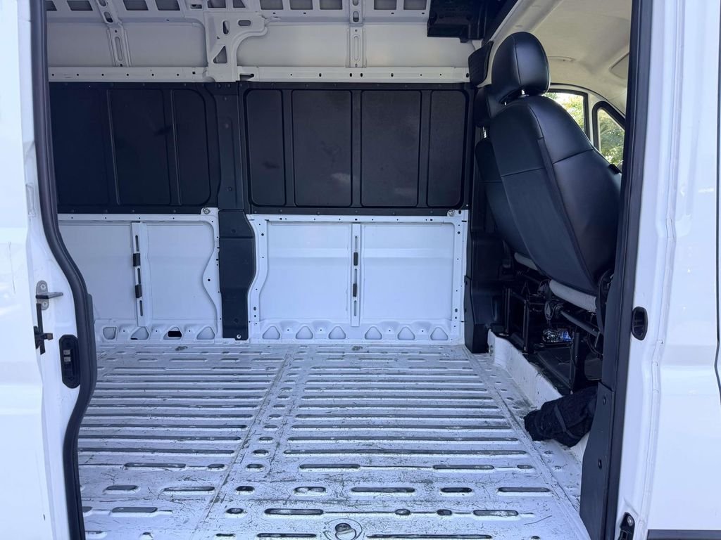 Used 2023 White Ram High Roof image 10
