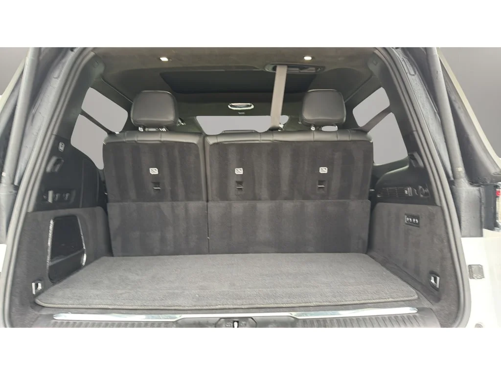 Used 2022 Bright White Clearcoat Jeep Series II image 31