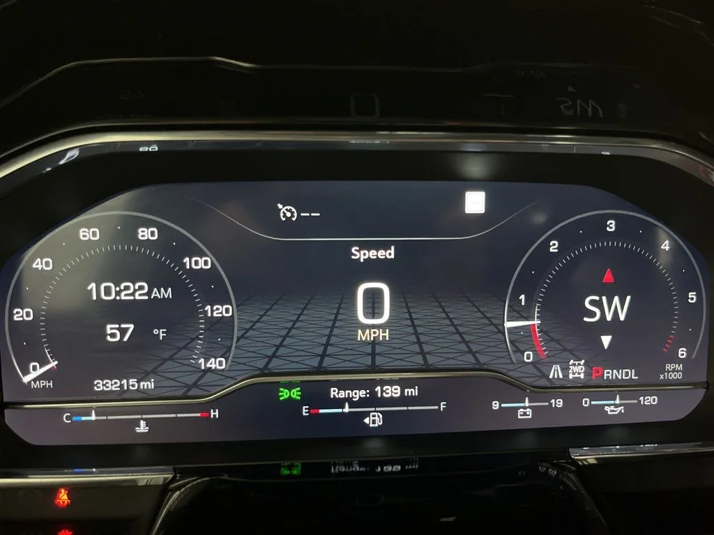 Used 2023 Silver GMC Elevation image 7