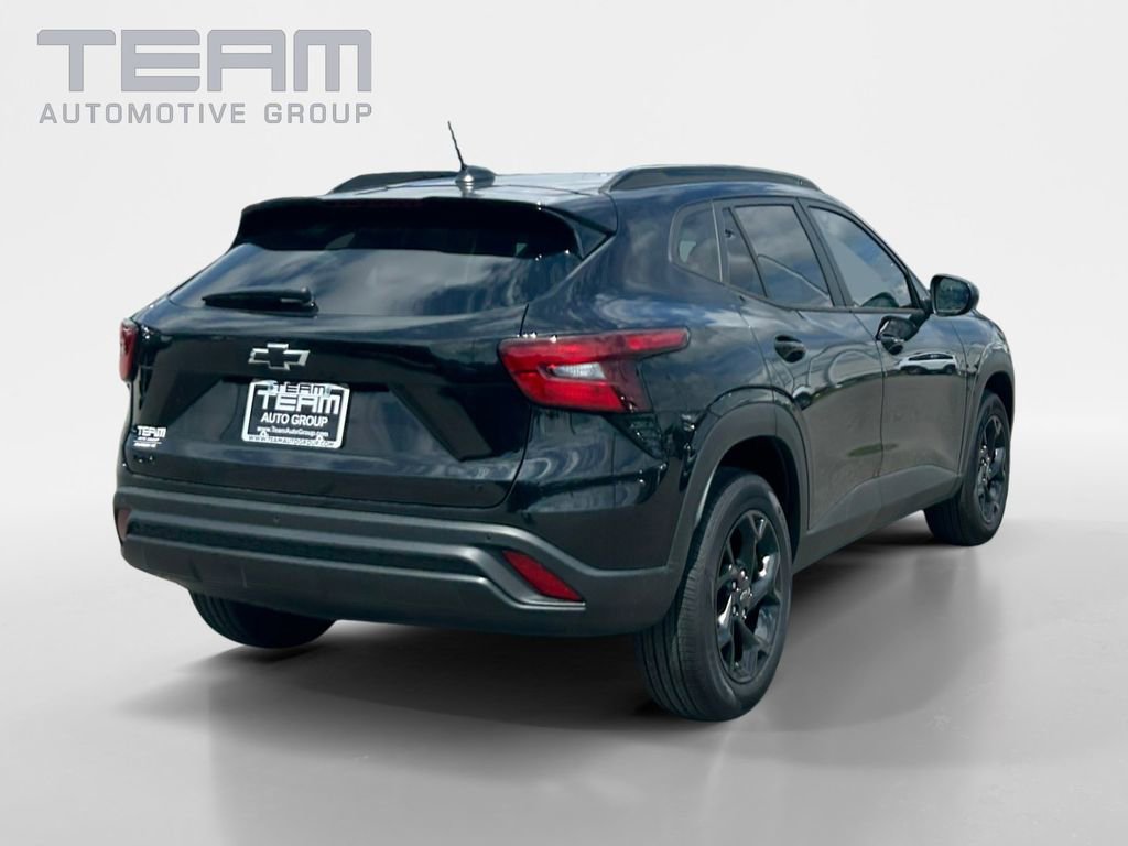 2026 Chevrolet Trax LT - Photo 7