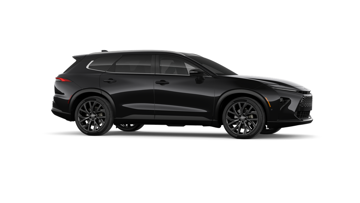 2026 Toyota Crown Signia Limited - Photo 13