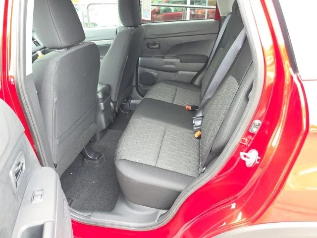 New 2027 Red Diamond Mitsubishi 2.0 ES image 18